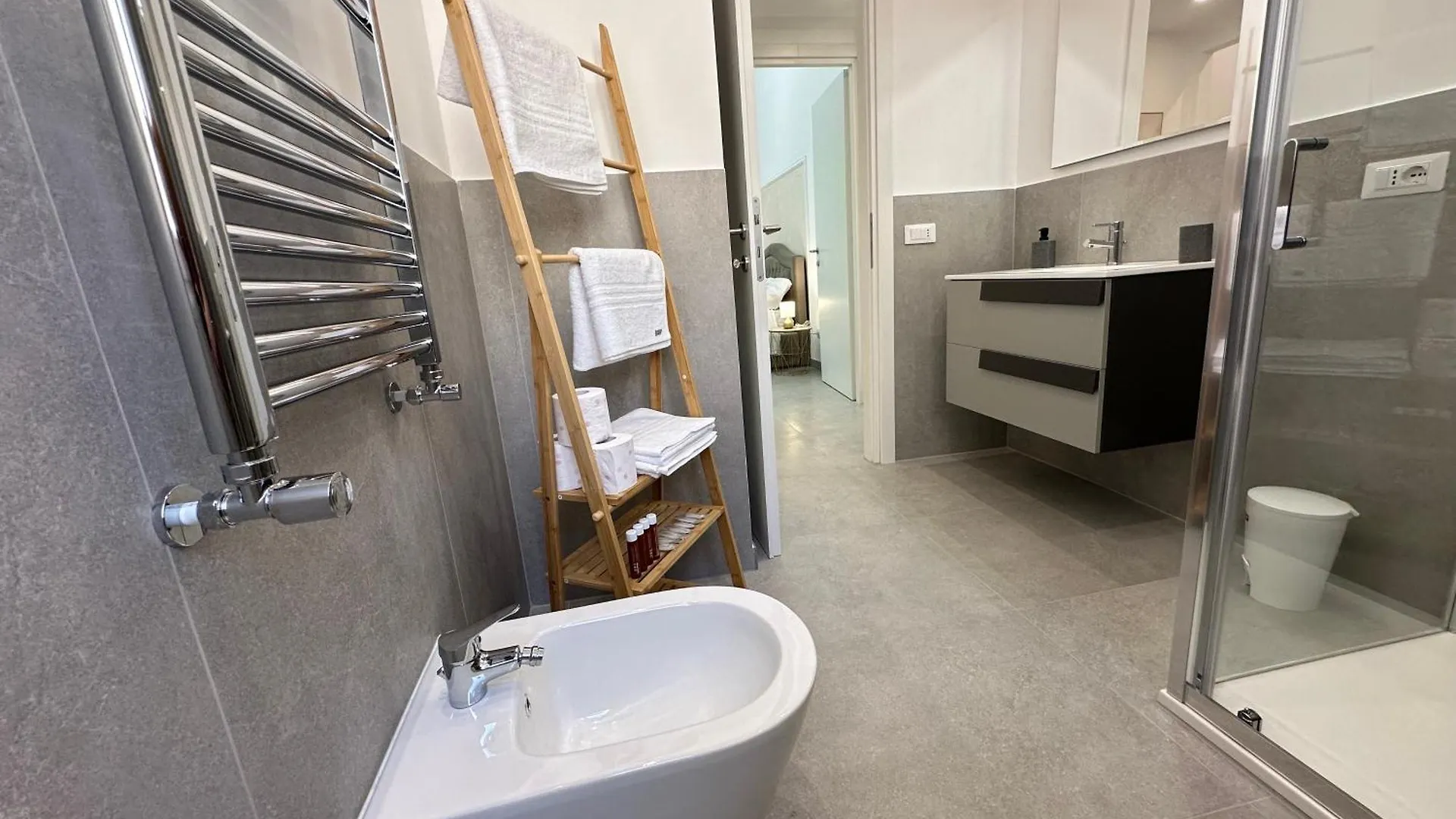 Deluxe Apartment Roma Centro - Villa Borghese 0*,