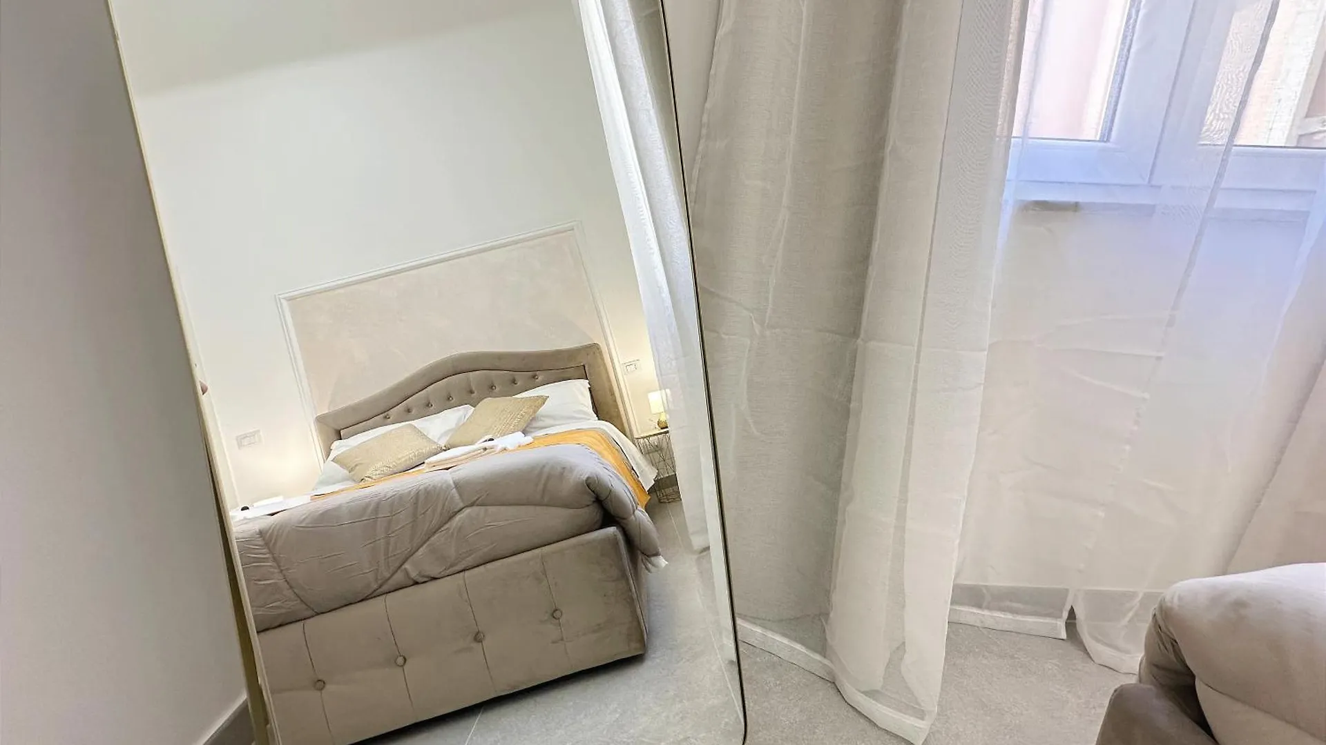 Deluxe Apartment Roma Centro - Villa Borghese